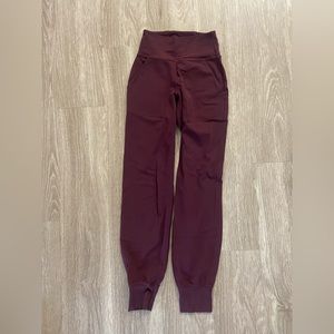 Lululemon align maroon joggers size 2